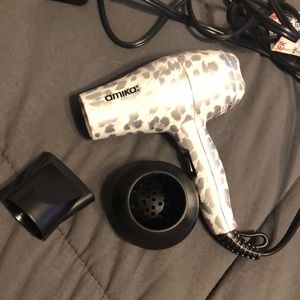 Amika Iconic mighty mini hair dryer